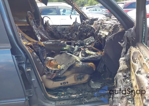 1999 Ford Explorer Eddie Bauer/Limited/Xlt z USA, uszkodzony, nr VIN 1FMDU34E3XZA33105